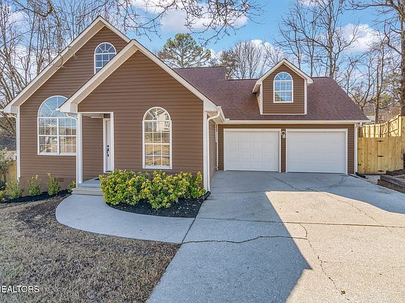 4th image of 5918 Shelley Dr