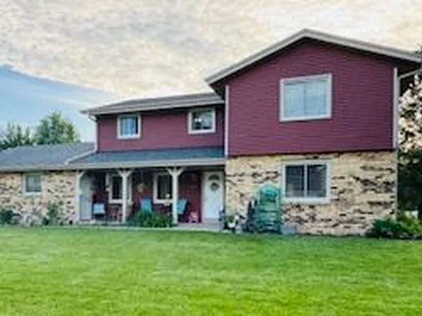 810 Surrey LANE, Hartland, WI 53029