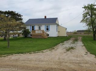 3301 Farr Rd, Peck, MI 48466