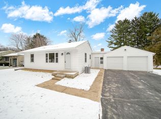 4850 Clark Lake Rd, Jackson, MI 49201