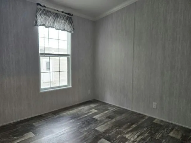 5611 Bayshore Rd #121 — Photo 9