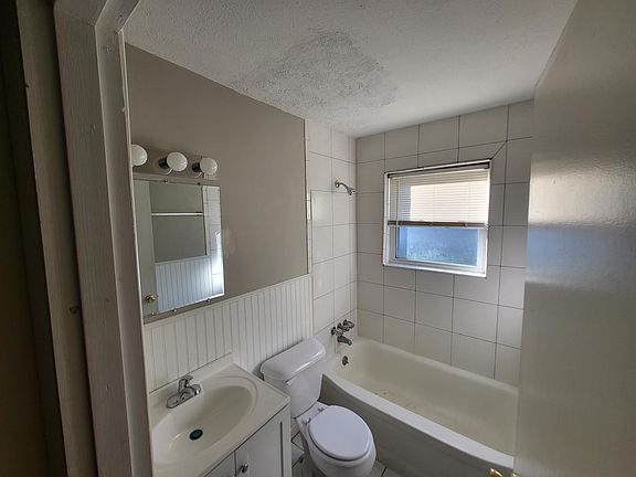 4th image of 2921 Cannons Ln APT 1