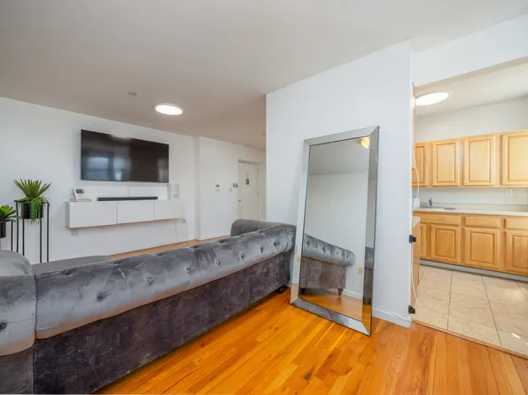 2023 Belmont Ave APT 5C, Bronx, NY 10457