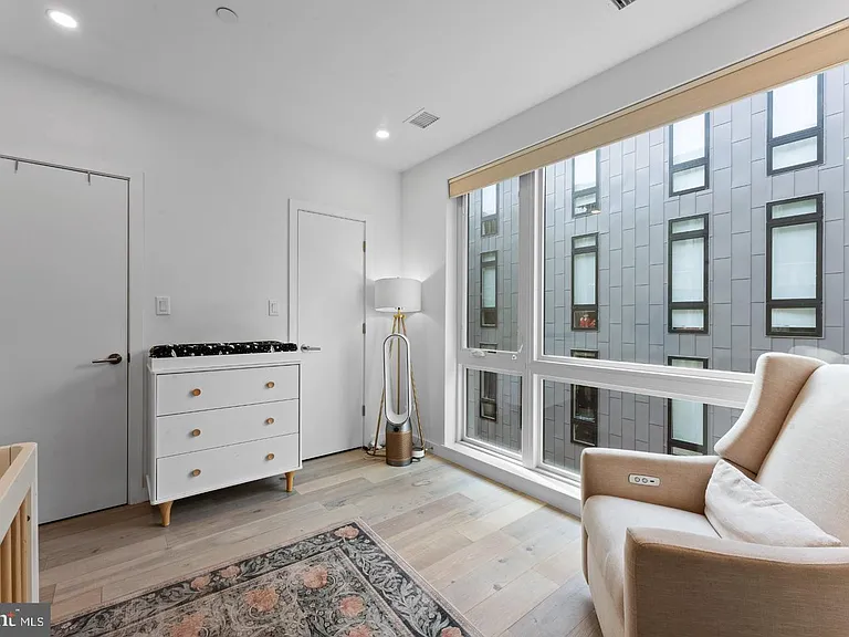 312 Poplar St — Photo 18