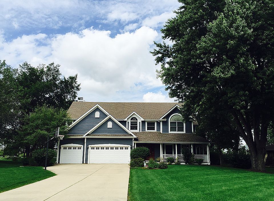 1st image of 22W658 Elmwood Dr