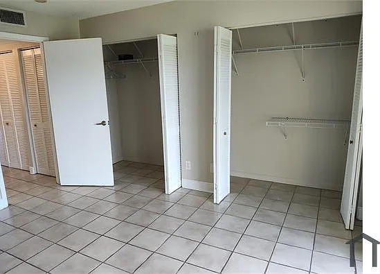 1523 Meadows Cir W #1523 — Photo 16