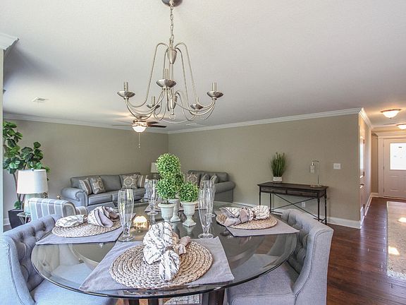 4th image of 215 Covington Ln Lot 5R