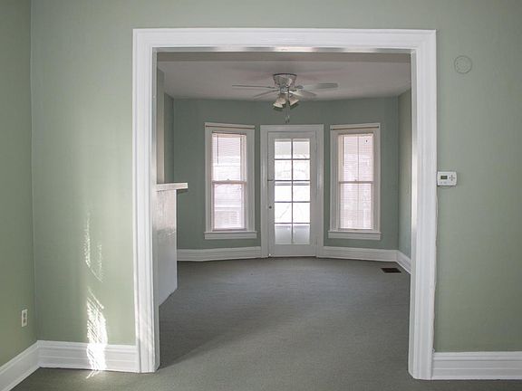 5th image of 259 Ashland Ave Floor 2