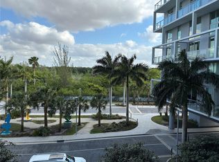 2000 Metropica Way #301, Fort Lauderdale, FL 33323