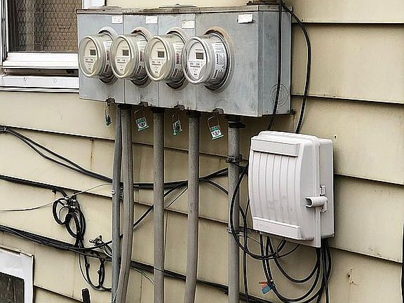 4th image of 4506 E Chicago Ave