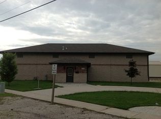 55 W Maple St, Coal City, IL 60416