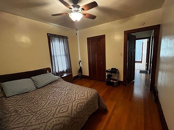 5th image of 2601 University Ave #1