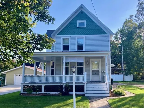 633 Woodside Avenue, Ripon, WI 54971