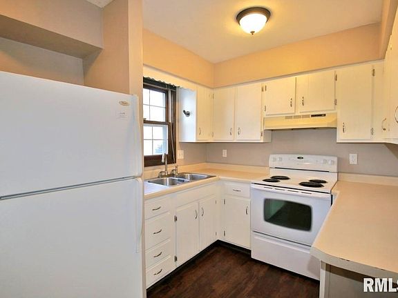 4th image of 4325 W Tara Cir