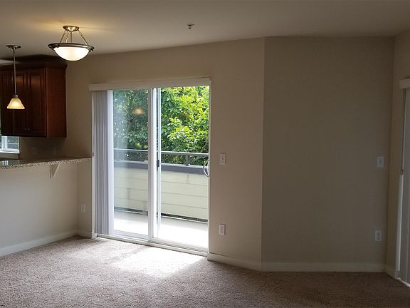 5th image of 3232 15th Ave W APT 403