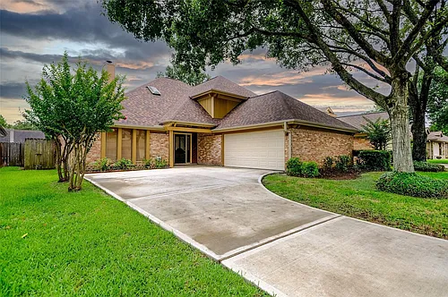 2520 Hadley Cir Photo 1
