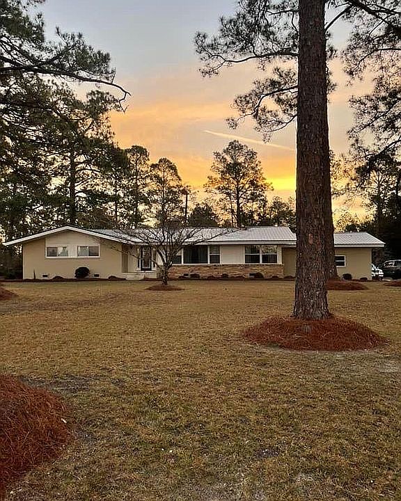 1st image of 626 Dublin Hwy