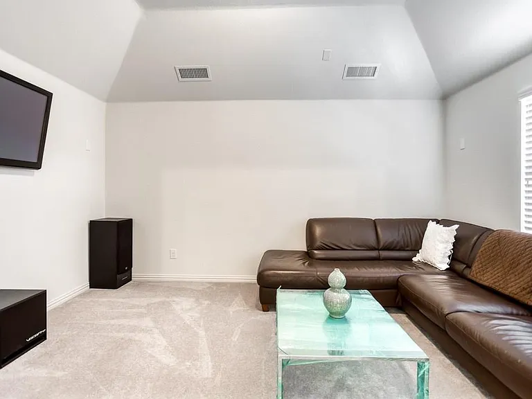 12558 Princess Dr — Photo 12
