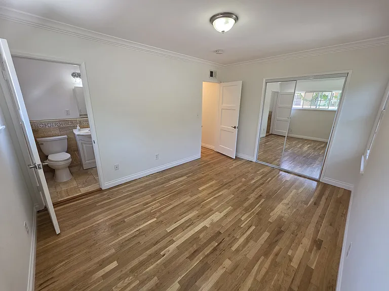 20758 Stephanie Dr — Photo 3