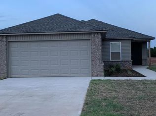 1833 Sloane Dr, Yukon, OK 73099