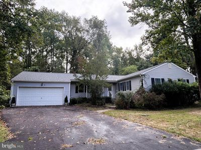 6 E Delaware Trl, Medford, NJ, 08055