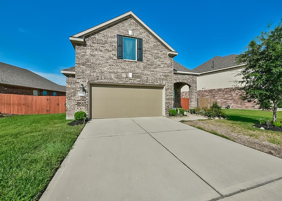 1st image of 3203 Bainbridge Hill Ln