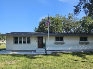 1638 Robin Rd, Waterloo, IA 50701