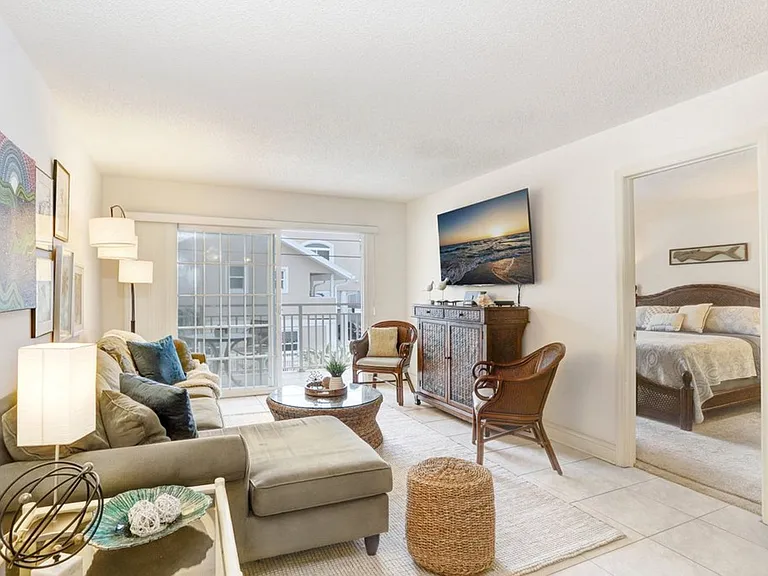 708 Gulf Blvd #A — Photo 10