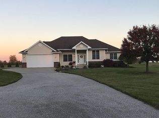 16148 Pemberville Rd, Pemberville, OH 43450