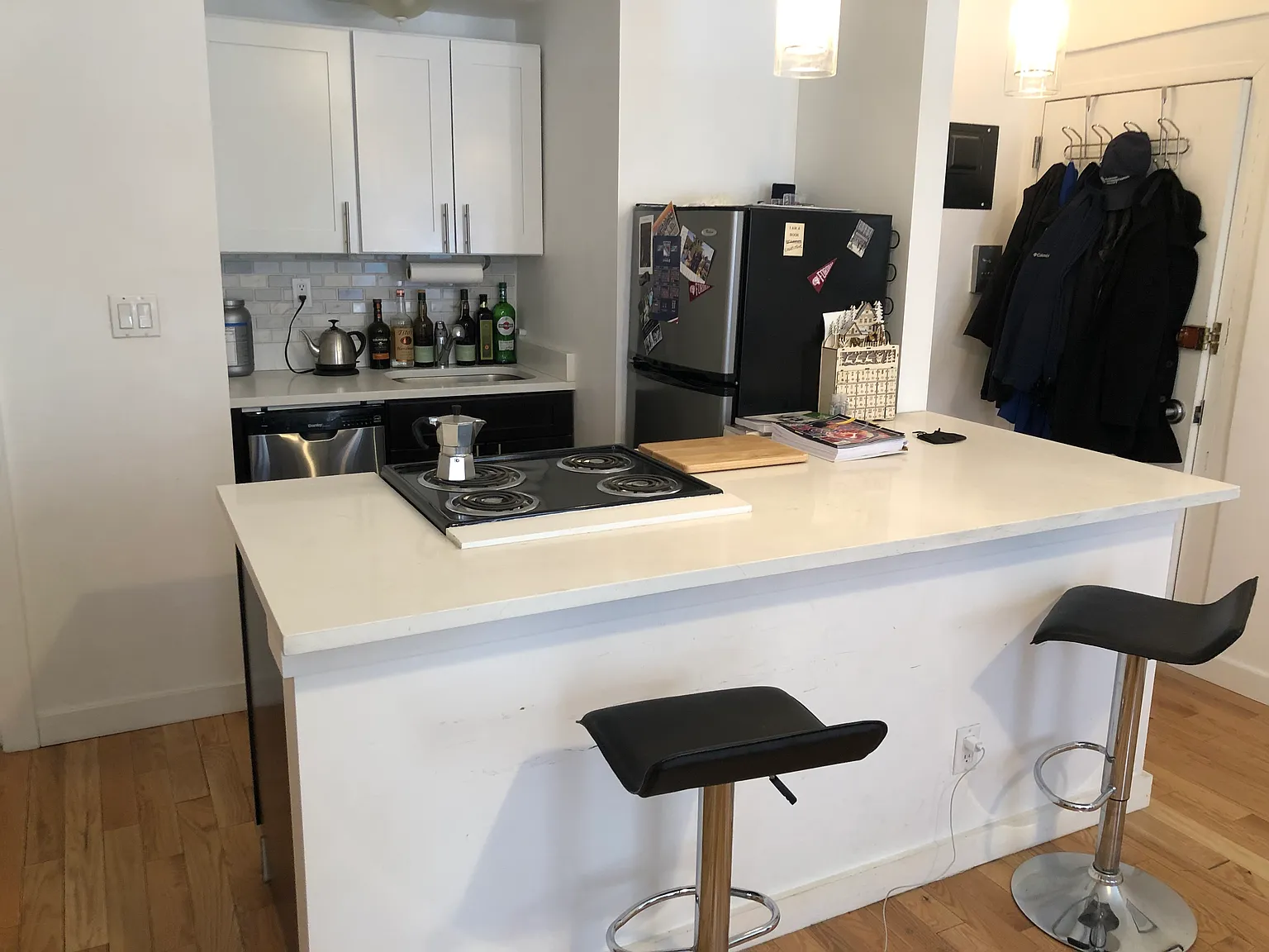 72 University Place — Photo 4