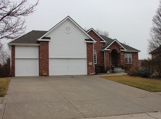 17517 O St, Omaha, NE 68135