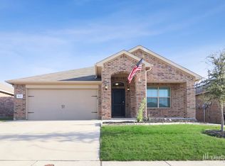 837 Wylie St, Crowley, TX 76036
