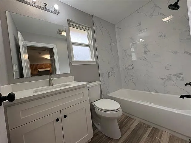 9024 Amour Dr — Photo 6