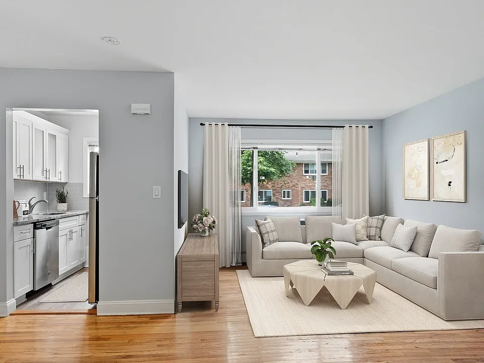 Eagle Rock Apartments at Nesconset