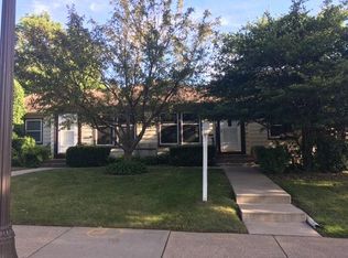 1682 Ford Pkwy, Saint Paul, MN 55116
