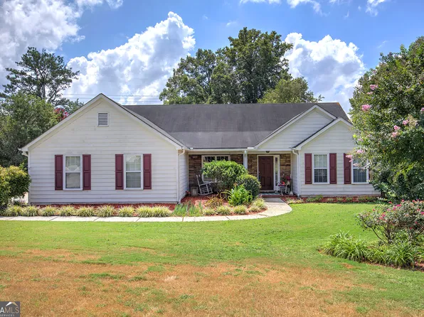 494 Beranda Cir, Douglasville, GA 30134