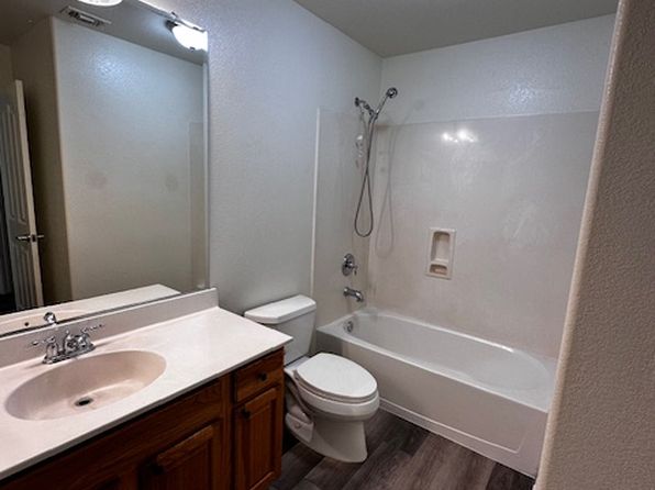 236 Edelweiss Way, Galt, CA 95632