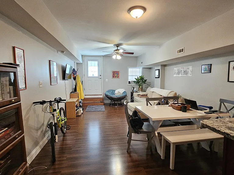 1017 W 36th St #2 — Photo 7