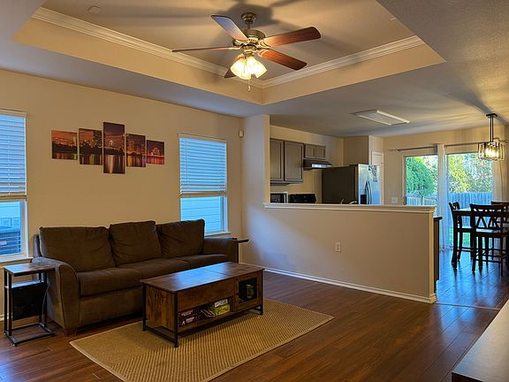 3rd image of 1605 Coriander Dr
