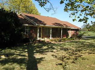 704 E Martin St, Huntington, AR 72940