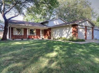 710 Ashton Ln N, Champaign, IL