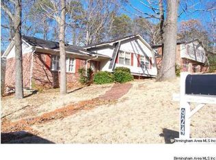 924 Rockingham Rd, Birmingham, AL 35235