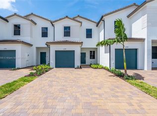 12947 SW 231st Ter, Miami, FL 33170