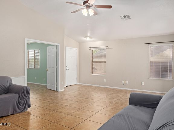 3rd image of 2080 N PINE Place