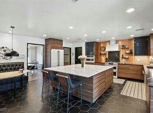 3219 S Torrey Pines Dr, Las Vegas, NV 89146