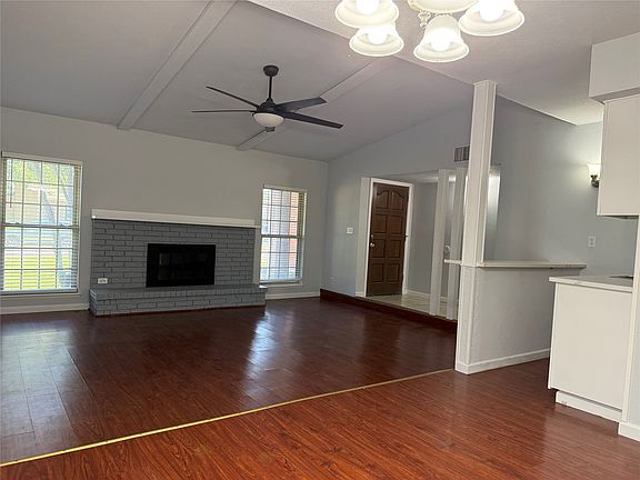 5th image of 7002 Forestview Dr