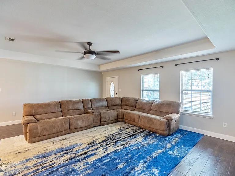 2109 Old Ironsides Rd — Photo 3