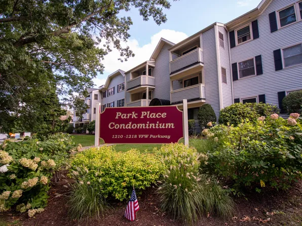 1216 Vfw Pkwy APT 44, West Roxbury, MA 02132