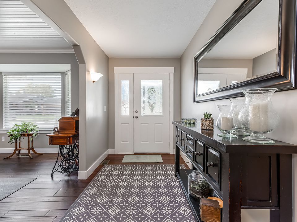 1st image of 10927 S Wood Stone Cir