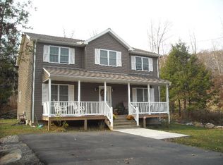 124 Slippery Rock Dr, Daniels, WV 25832